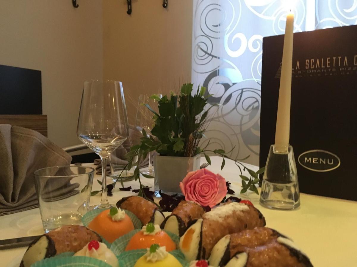 Casa Vacanza La Scaletta Capriate San Gervasio Buitenkant foto